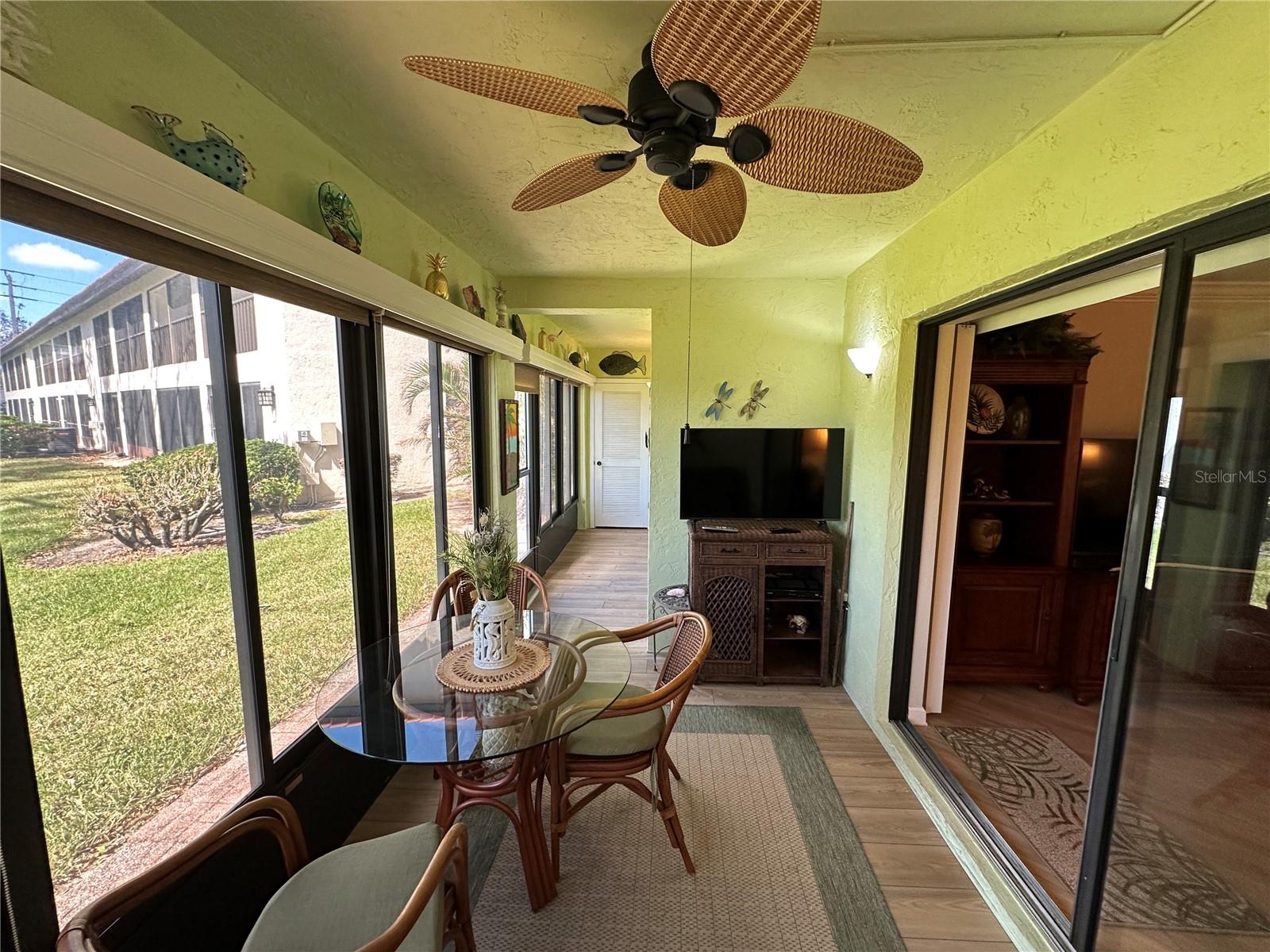 ESTANCIAS OF CAPRI ISLES - Residential Lease