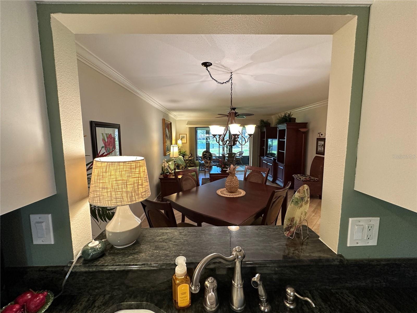 ESTANCIAS OF CAPRI ISLES - Residential Lease