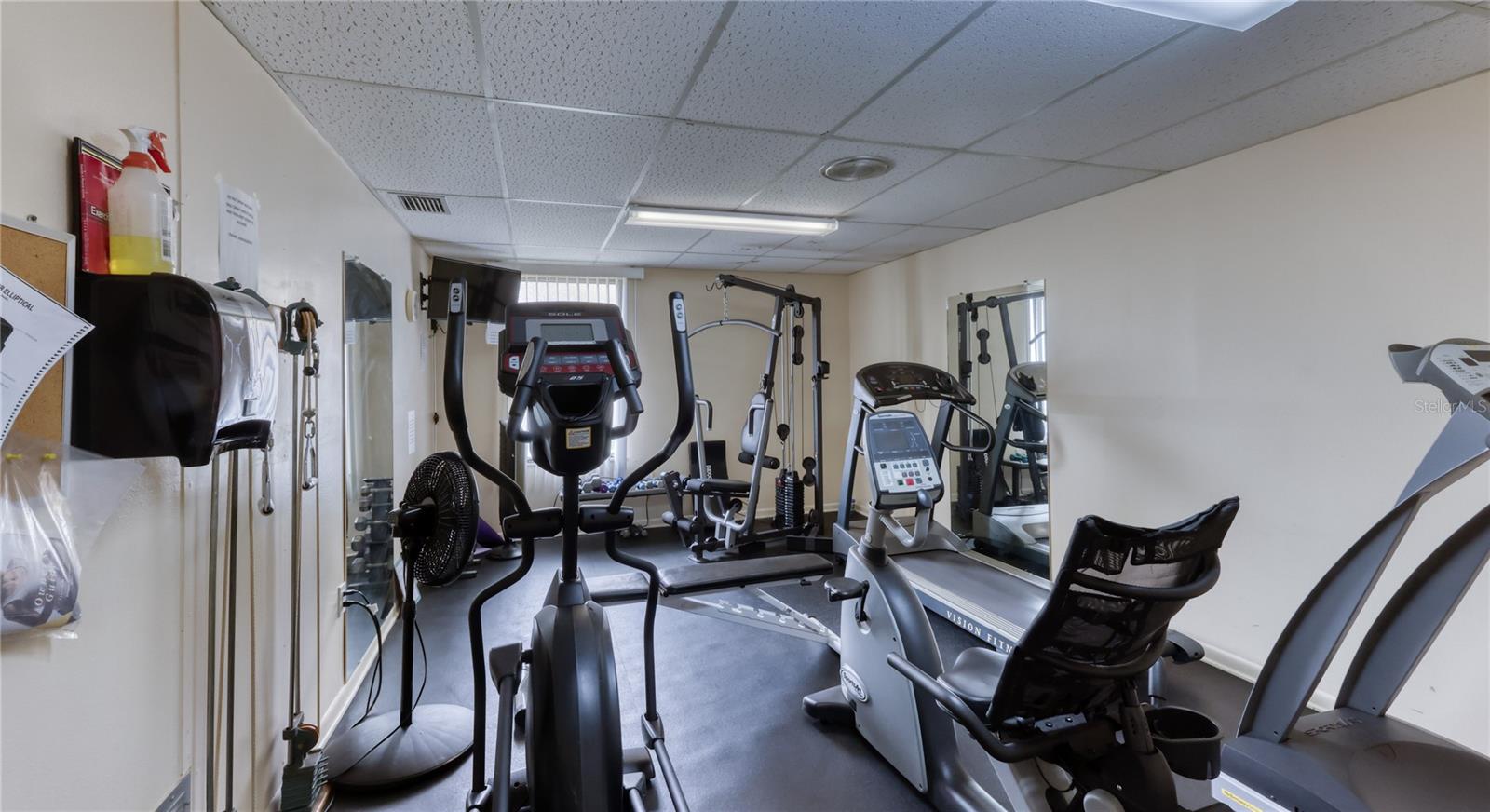 IMPERIAL COVE 13 - Residential