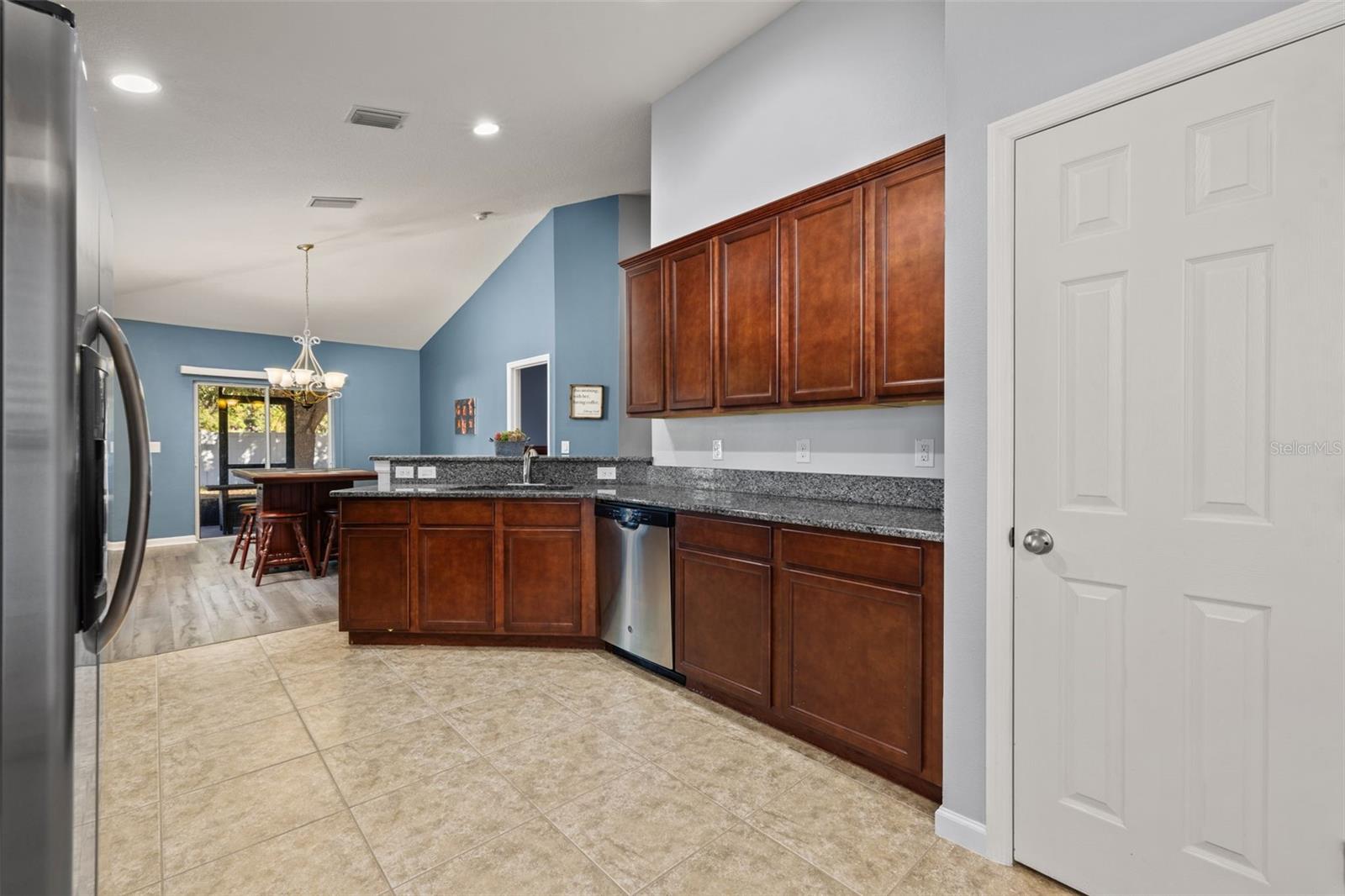 MANCHESTER LAKES PH 3 - Residential