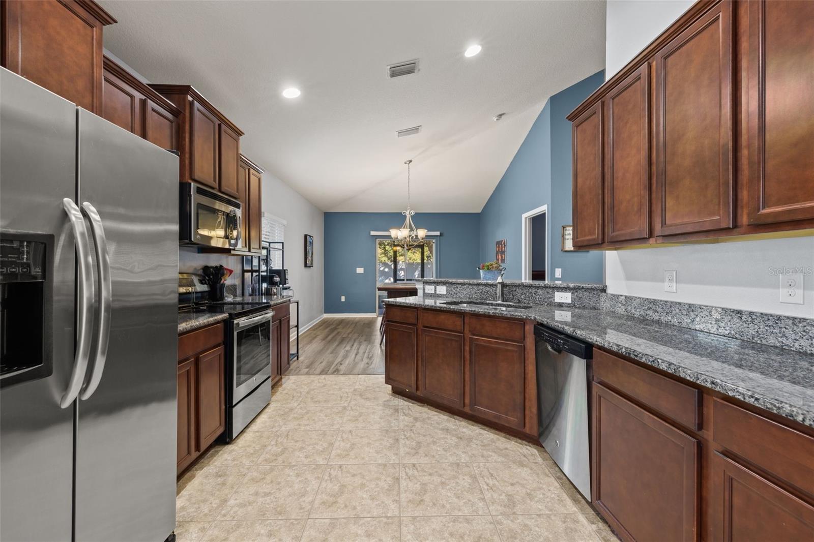 MANCHESTER LAKES PH 3 - Residential