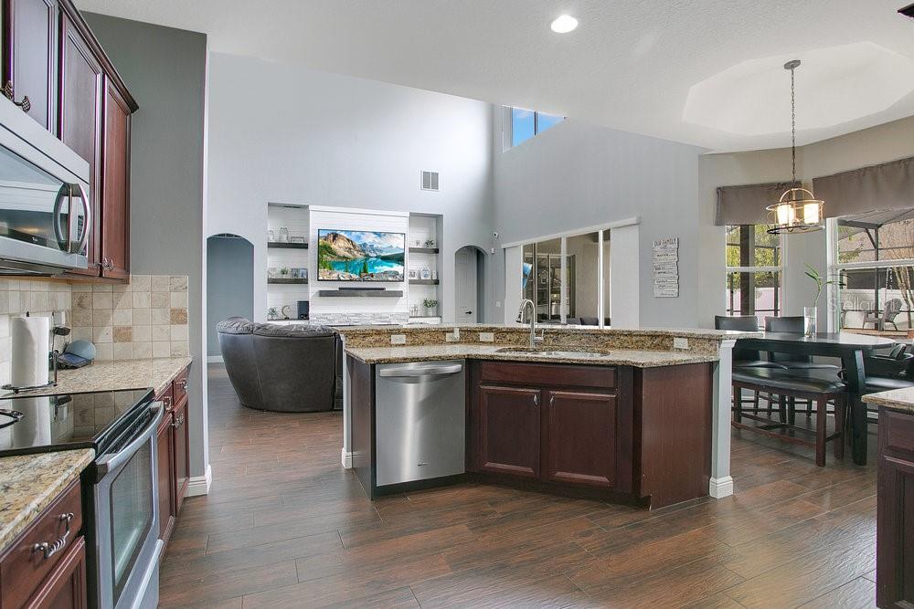 AVALON PARK SOUTH PHASE 2 - Residential