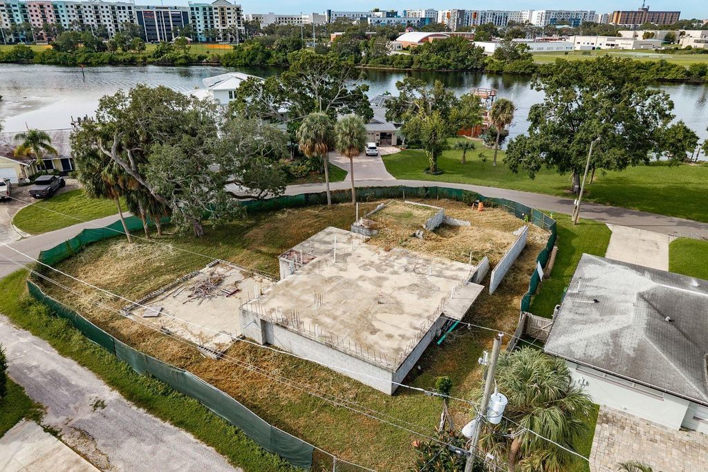 Photo of 2203 N Riverside Drive, Tampa, FL 33602 (MLS # TB8430059)