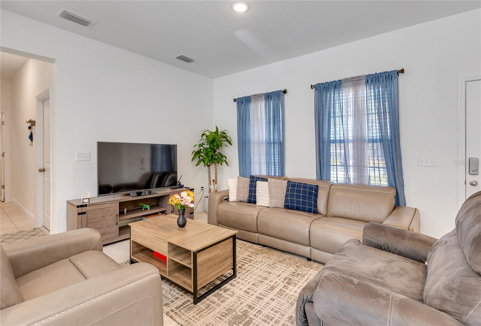 MARION OAKS UN 10 - Residential