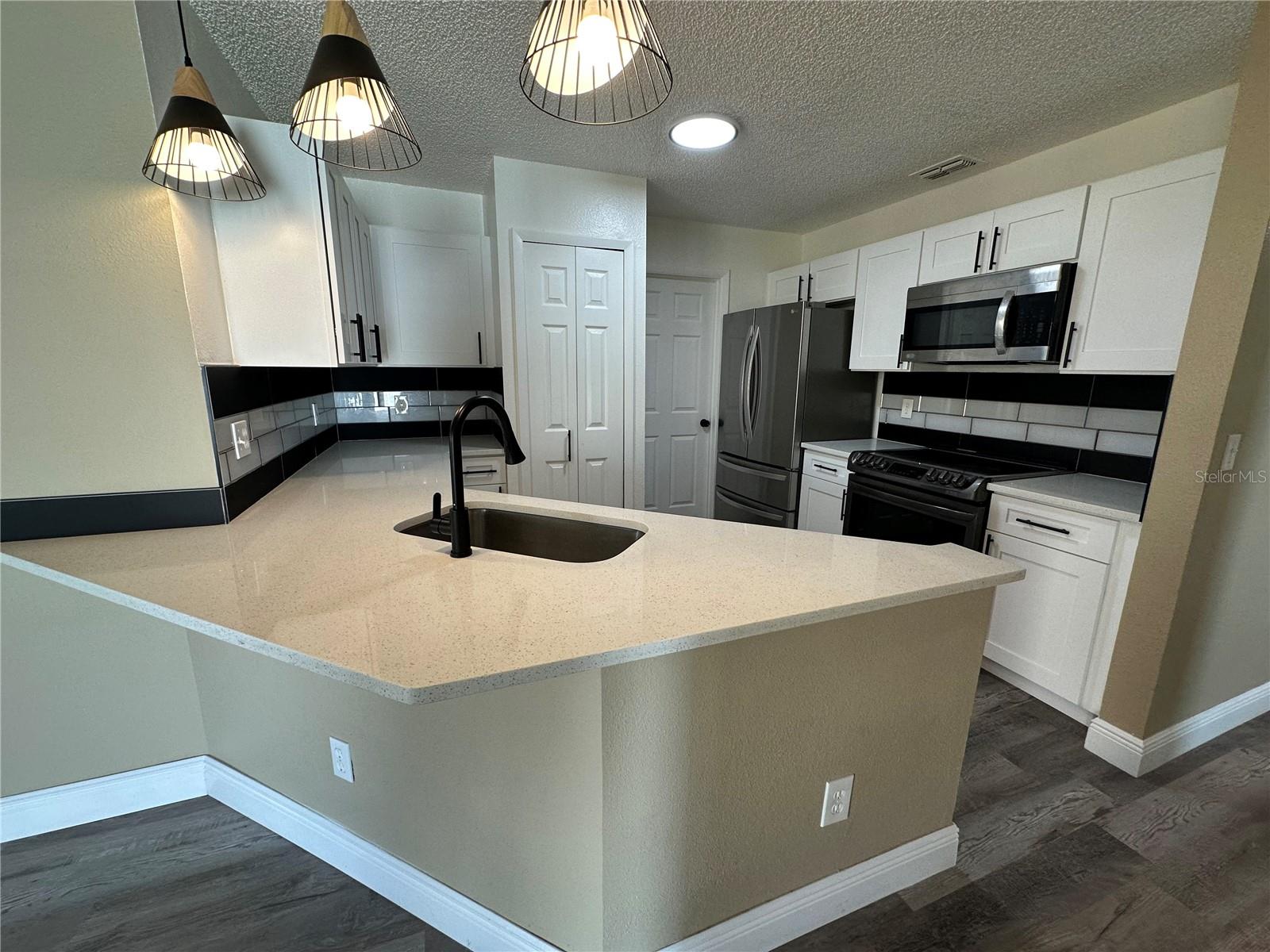 CEDAR VILLAGE PH 01 - Residential