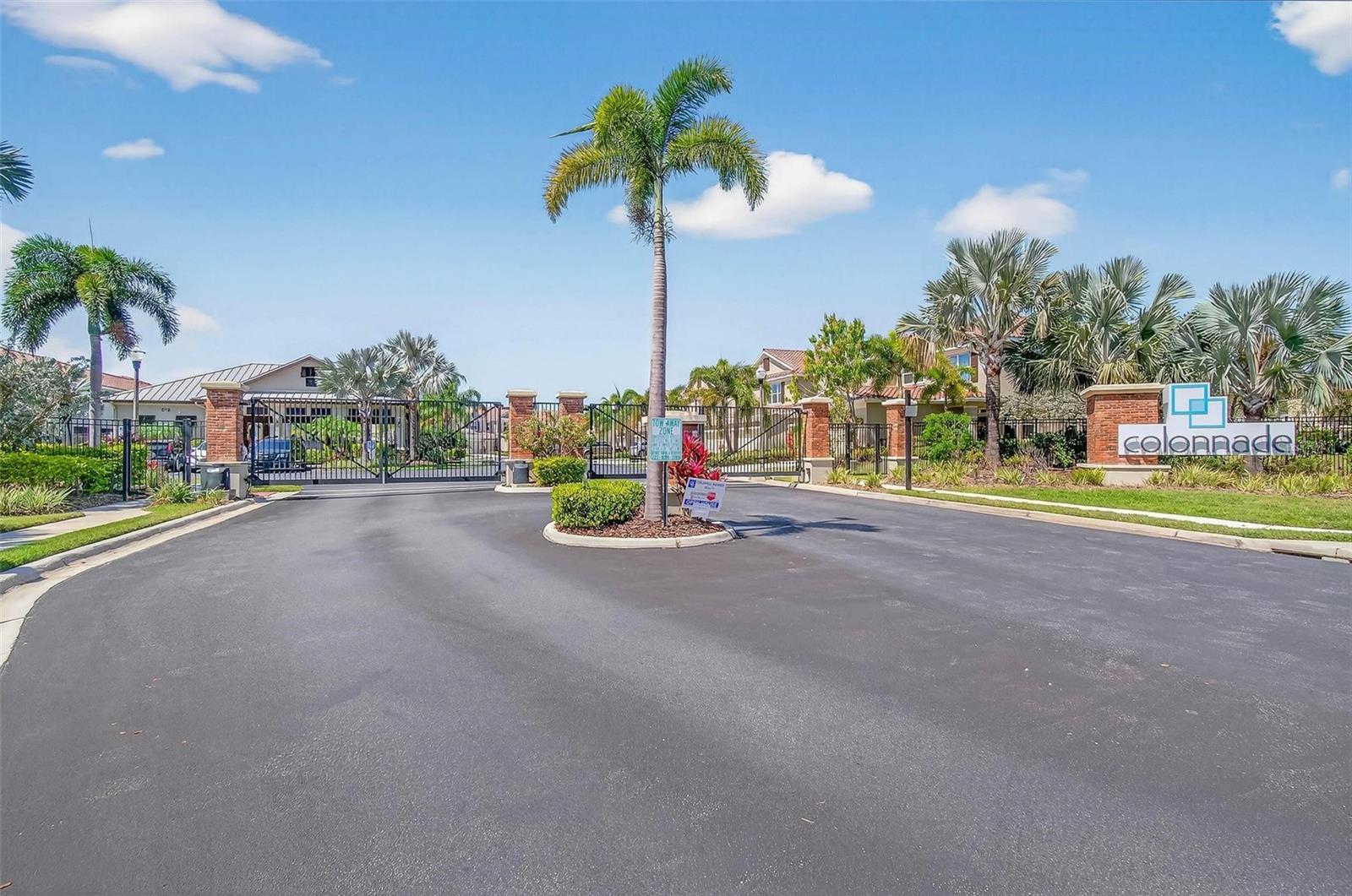 COLONNADE - Residential