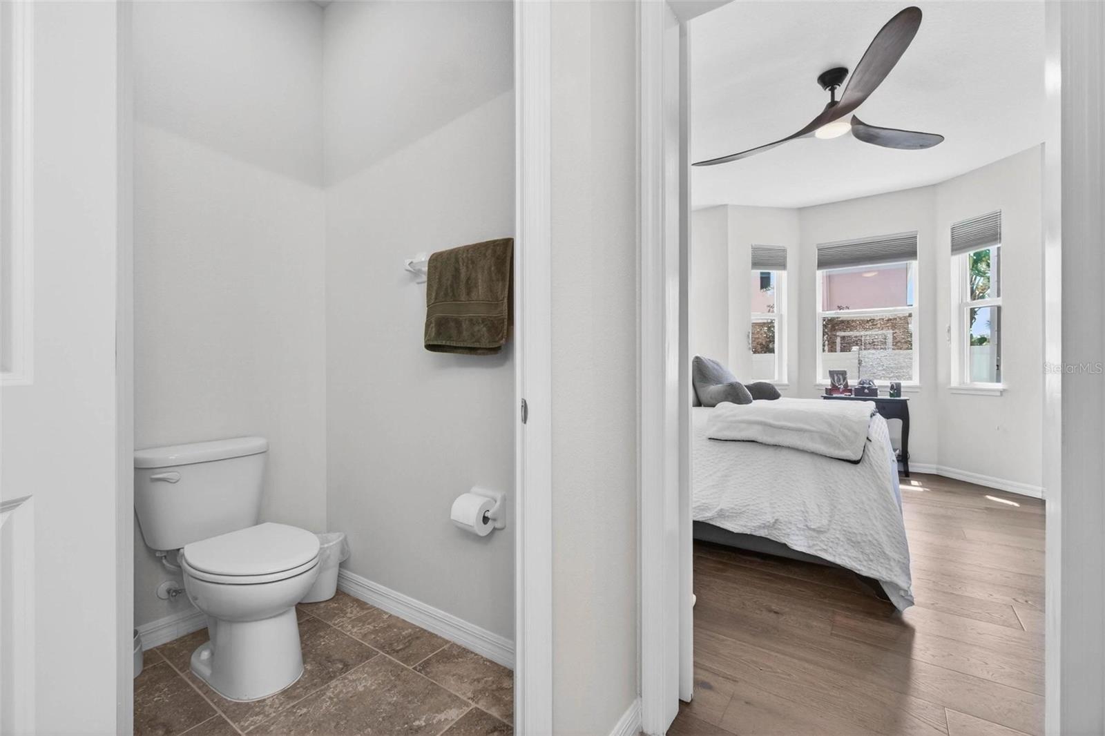 COLONNADE - Residential