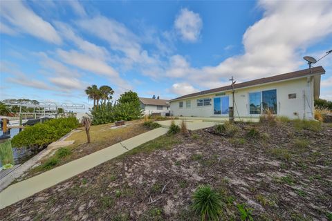 A home in APOLLO BEACH