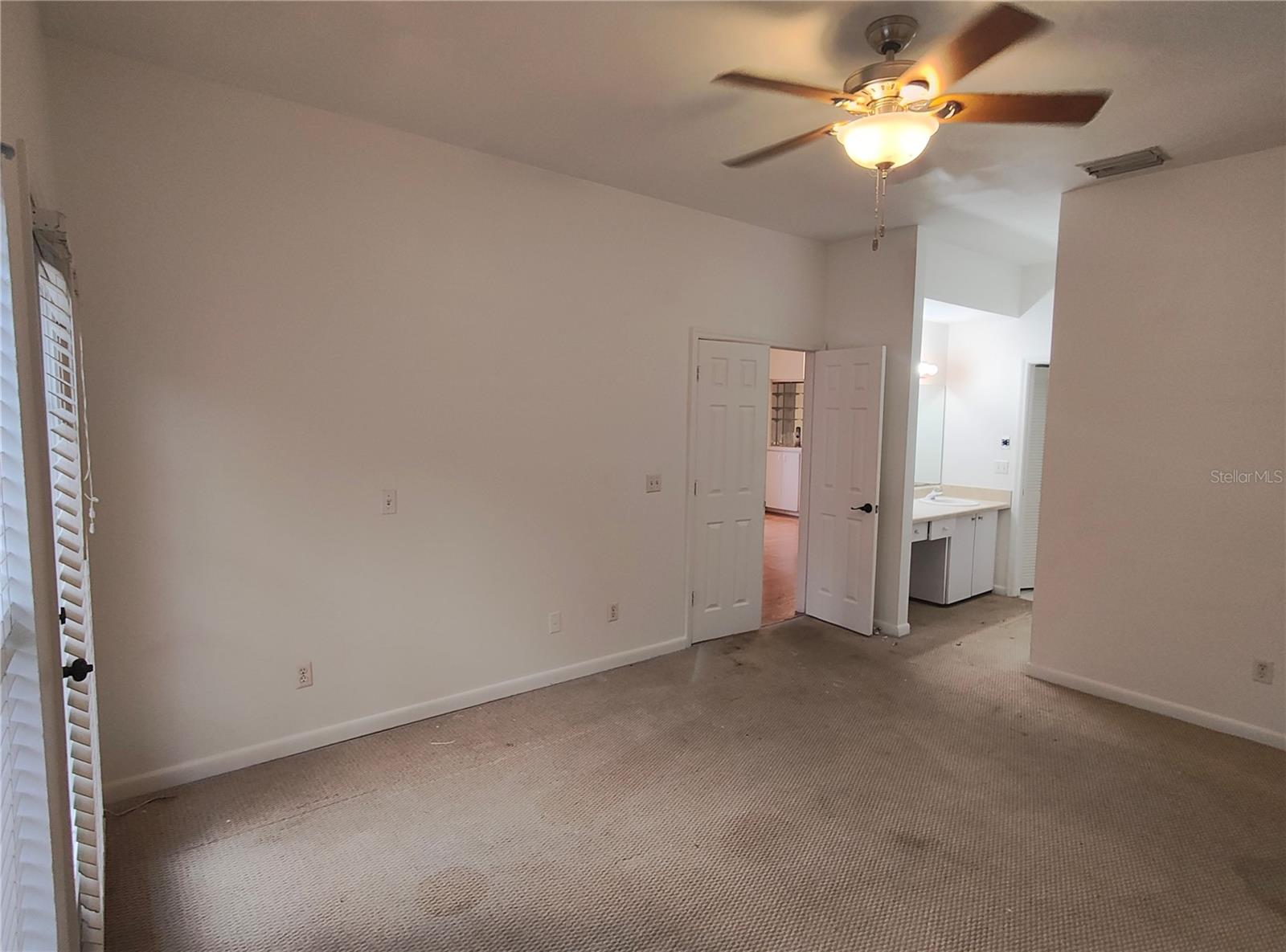 TEXAS COURT TWNHMS - Residential