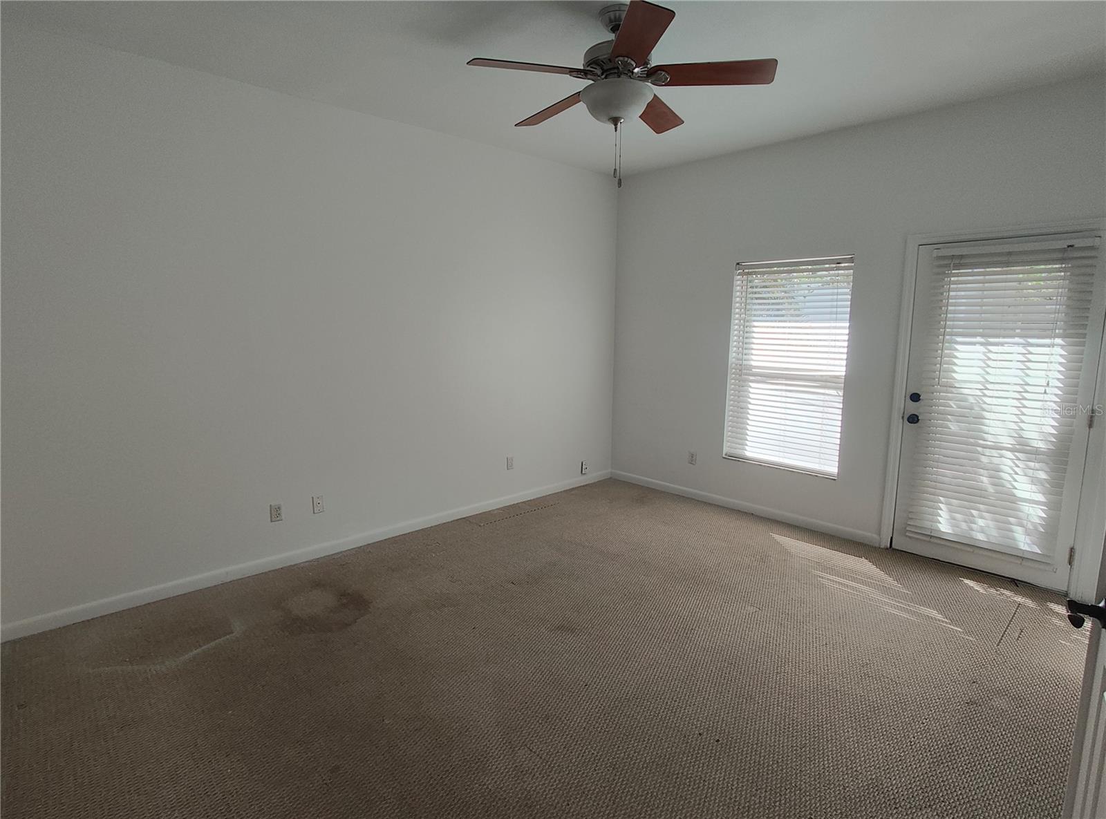 TEXAS COURT TWNHMS - Residential