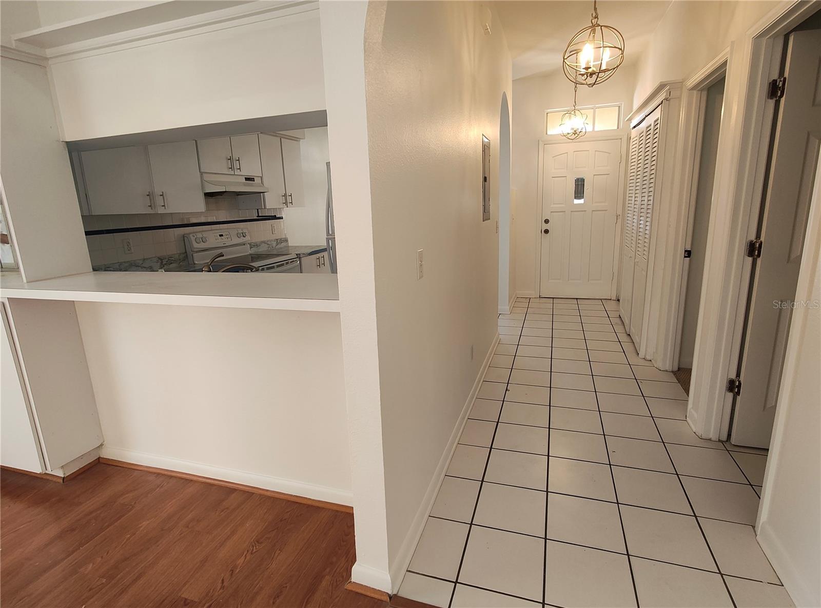 TEXAS COURT TWNHMS - Residential