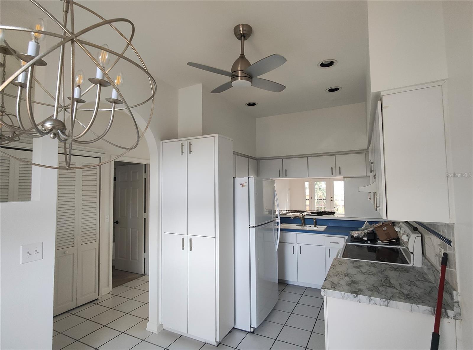 TEXAS COURT TWNHMS - Residential