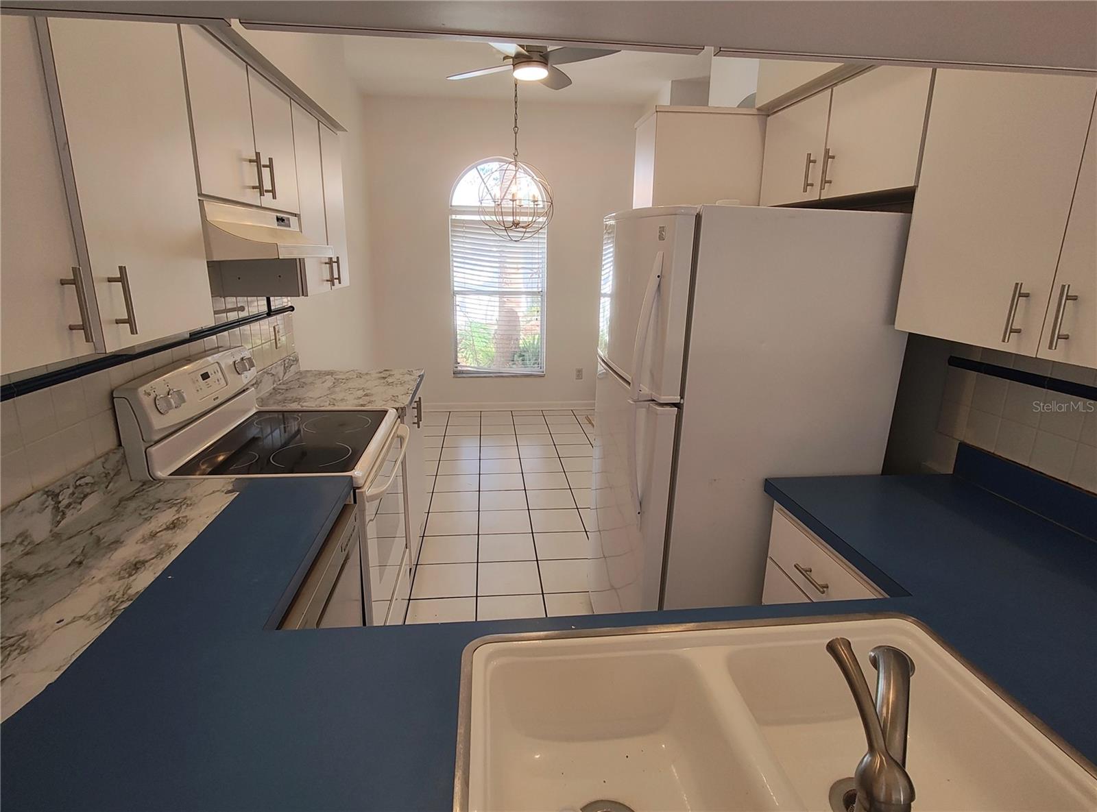 TEXAS COURT TWNHMS - Residential