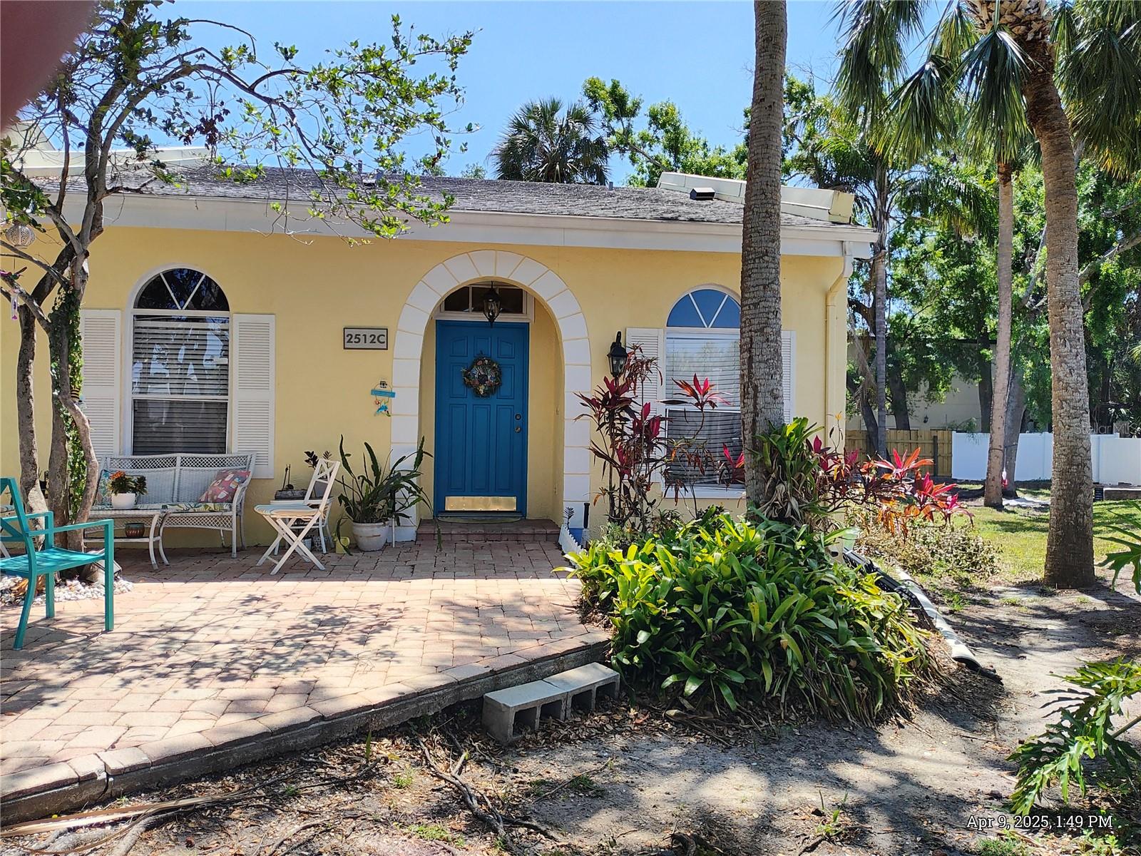 TEXAS COURT TWNHMS - Residential