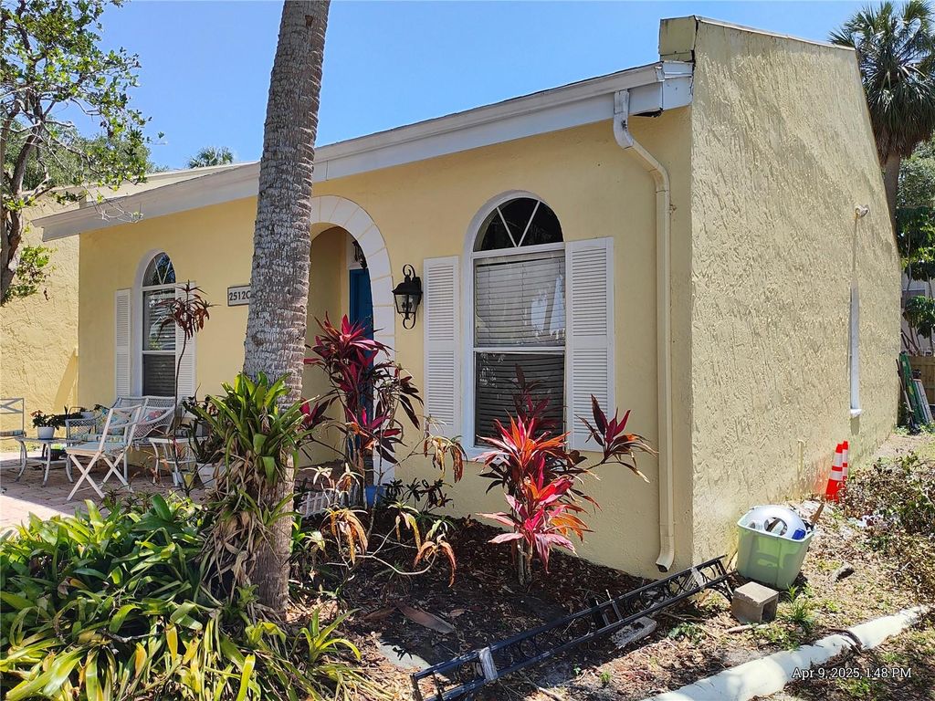 Photo of 2512 W Texas Avenue #C, Tampa, FL 33629 (MLS # TB8484108)