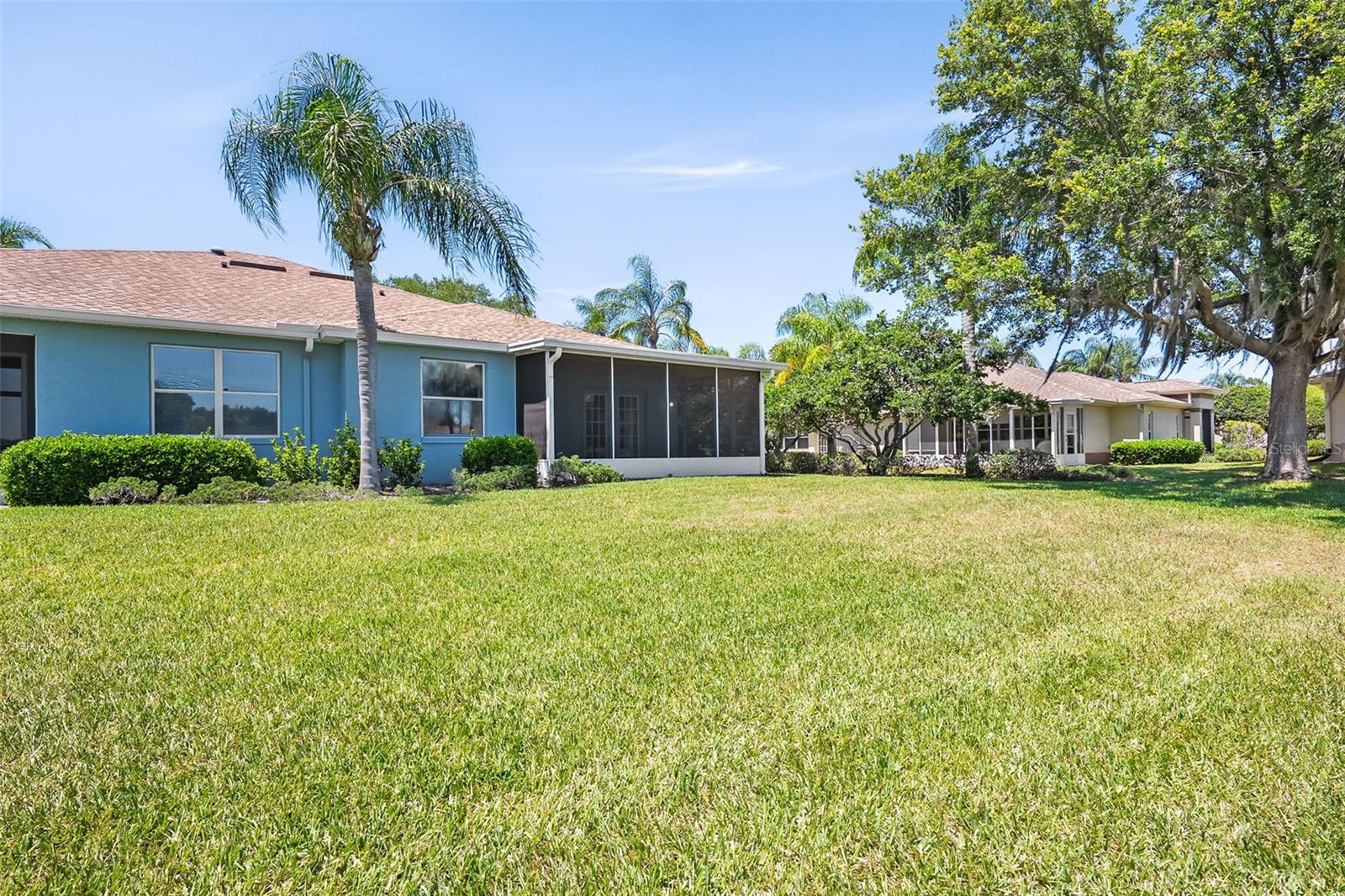 HUNTINGTON CONDO - Residential