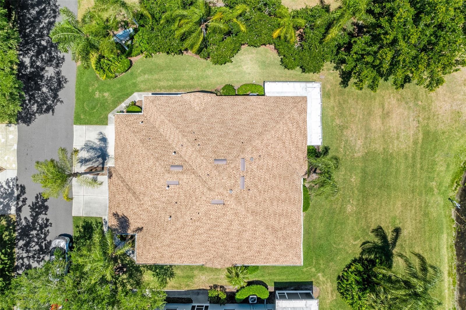 HUNTINGTON CONDO - Residential