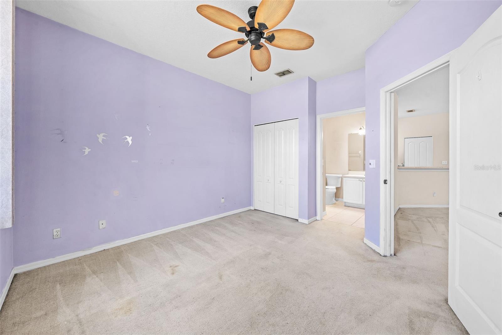 HUNTINGTON CONDO - Residential