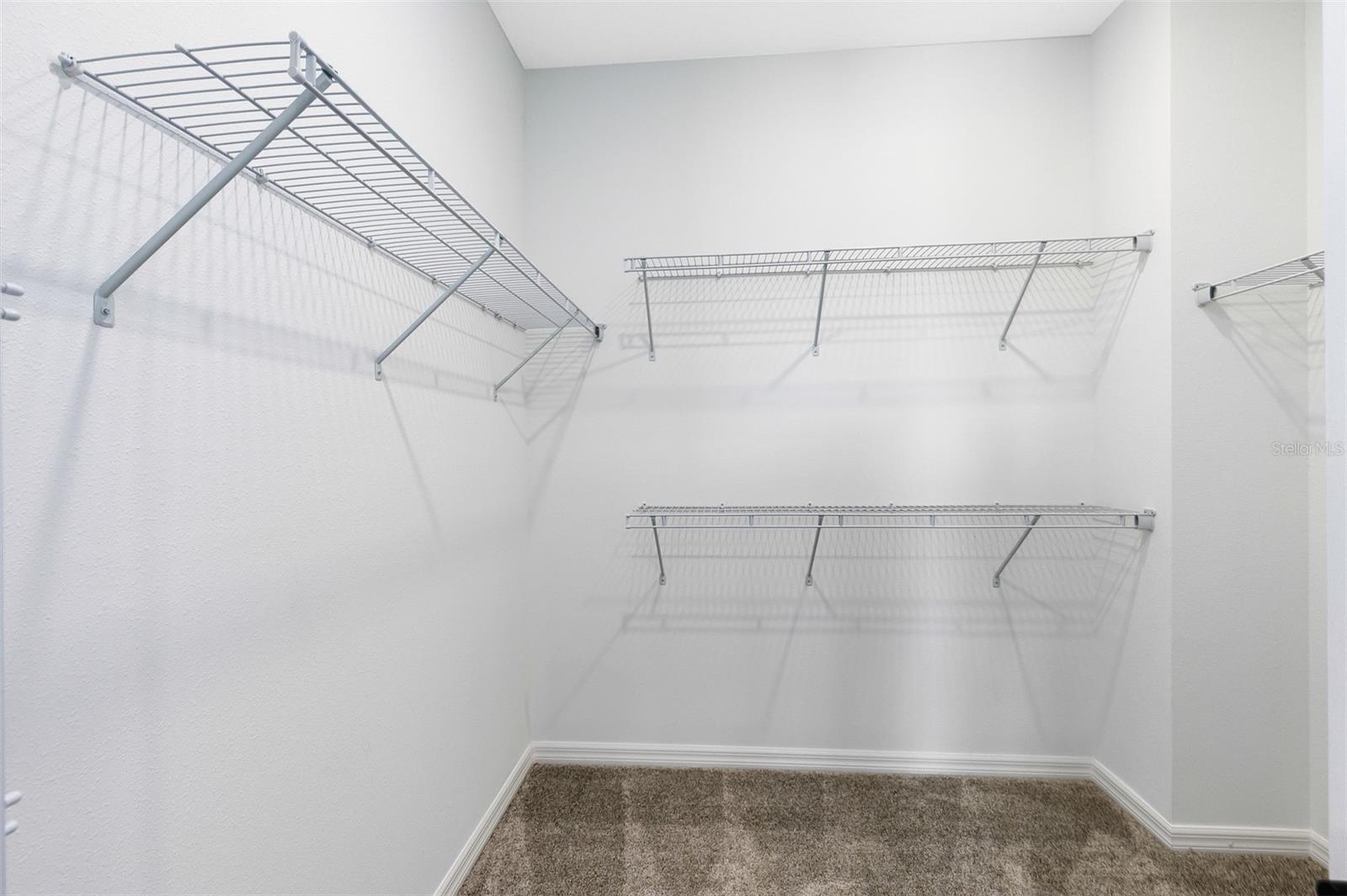 BRIDGEWALK - Residential