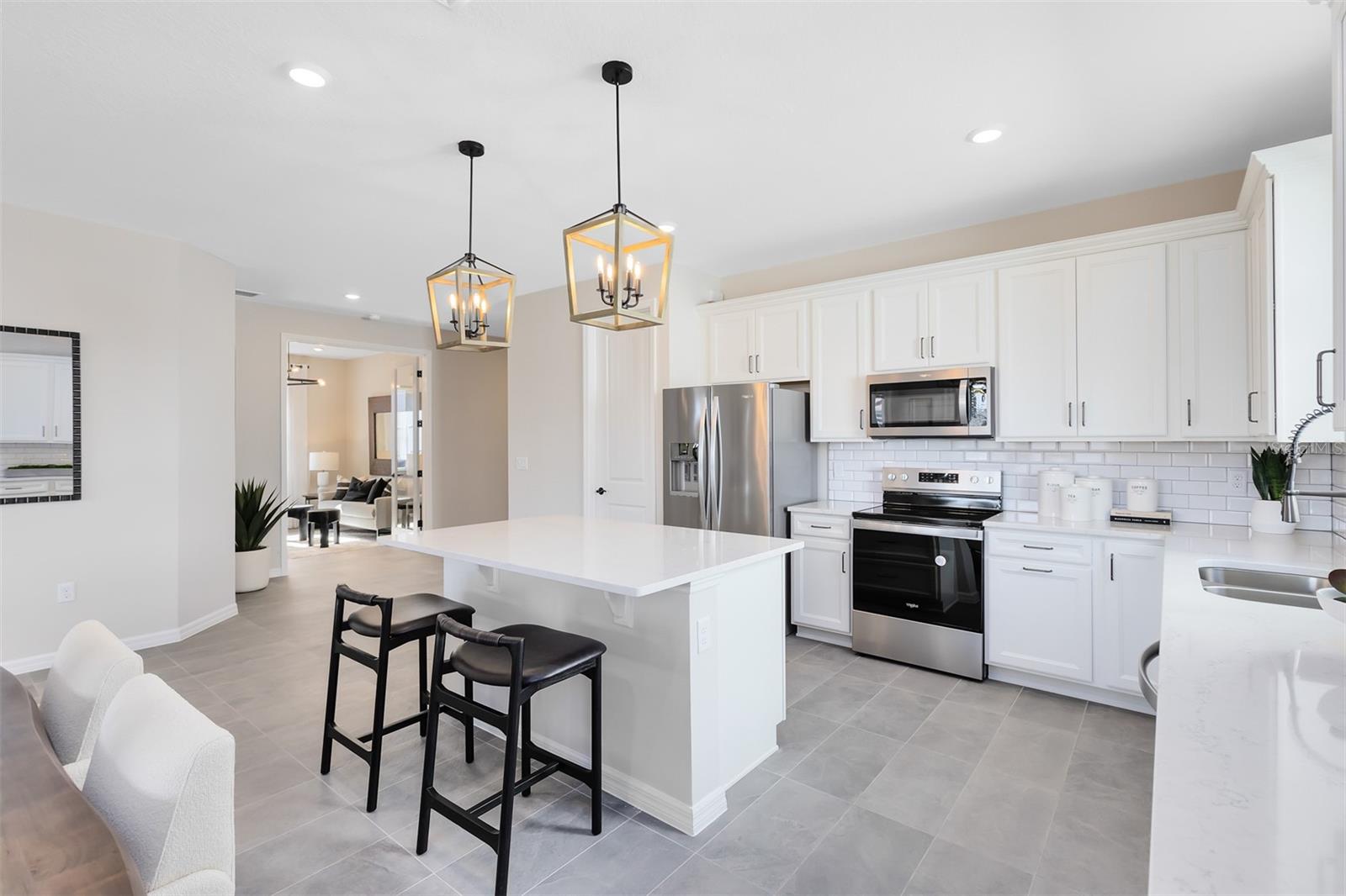 BRIDGEWALK - Residential