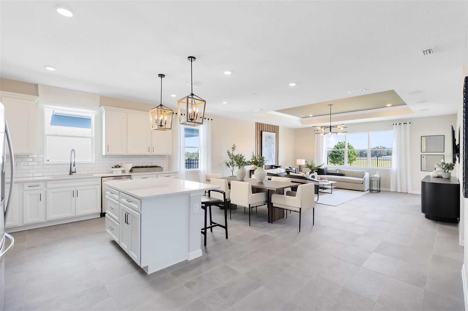 BRIDGEWALK - Residential