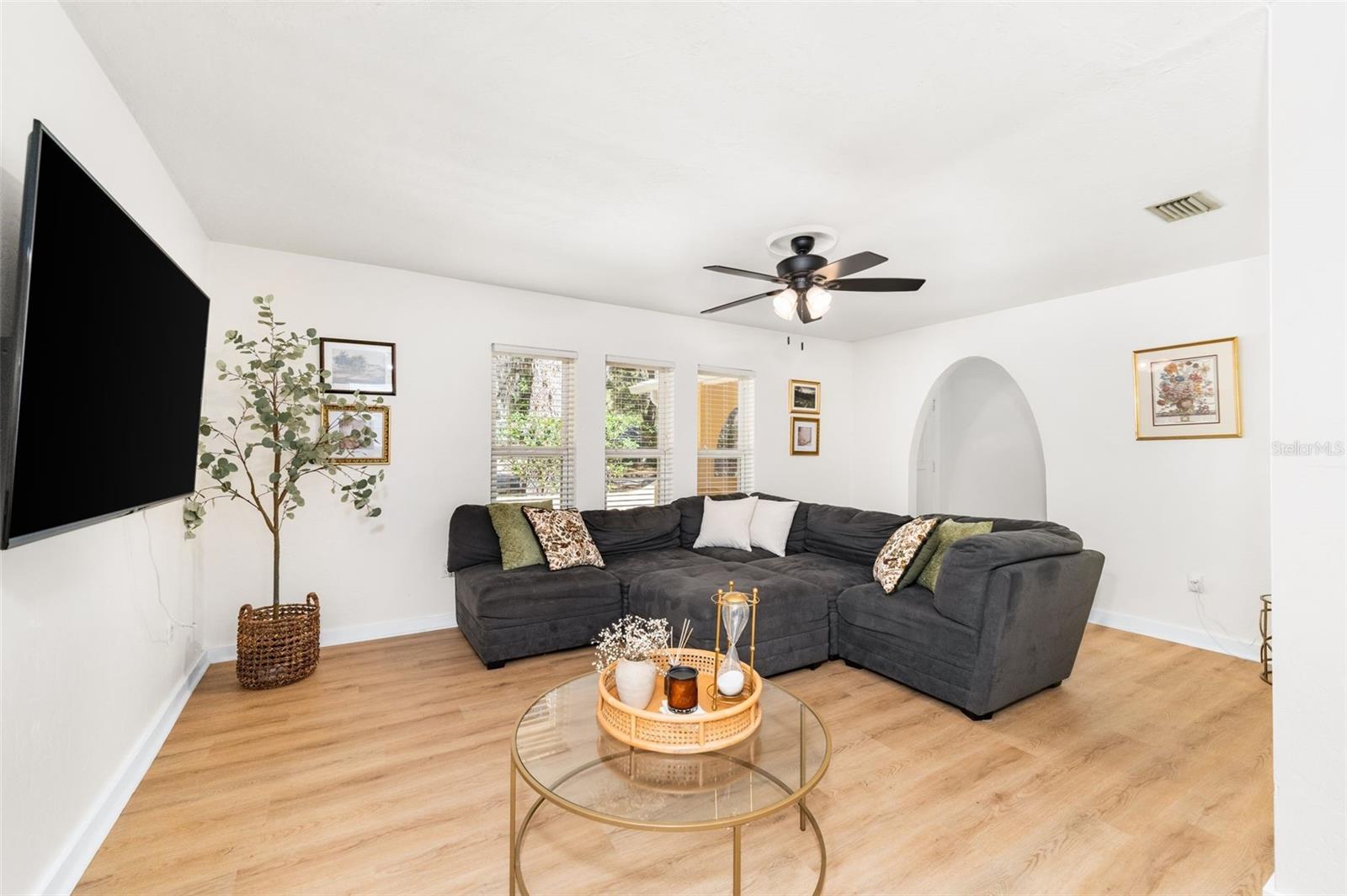 SERENOLA ESTATES AMD 1ST ADD SERENOL - Residential