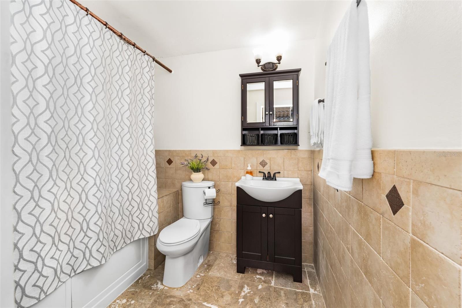 SERENOLA ESTATES AMD 1ST ADD SERENOL - Residential