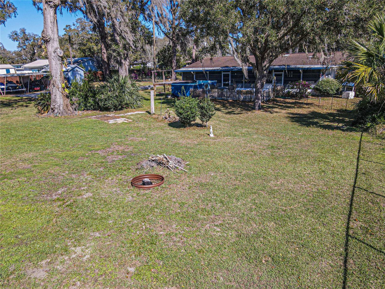 HAYWARD`S - Residential