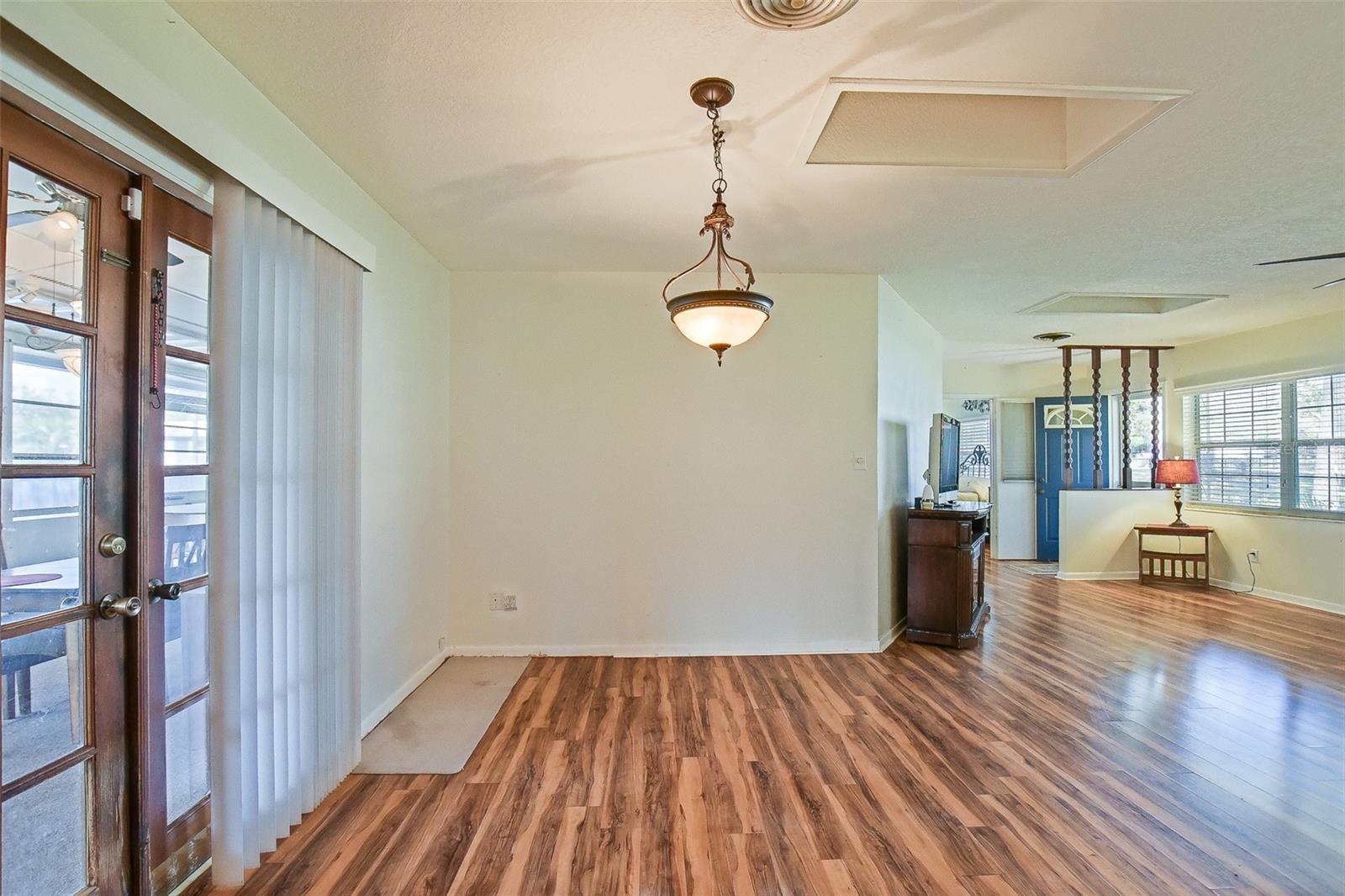 HAYWARD`S - Residential