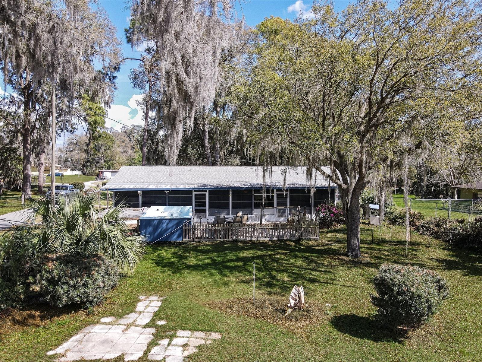 HAYWARD`S - Residential