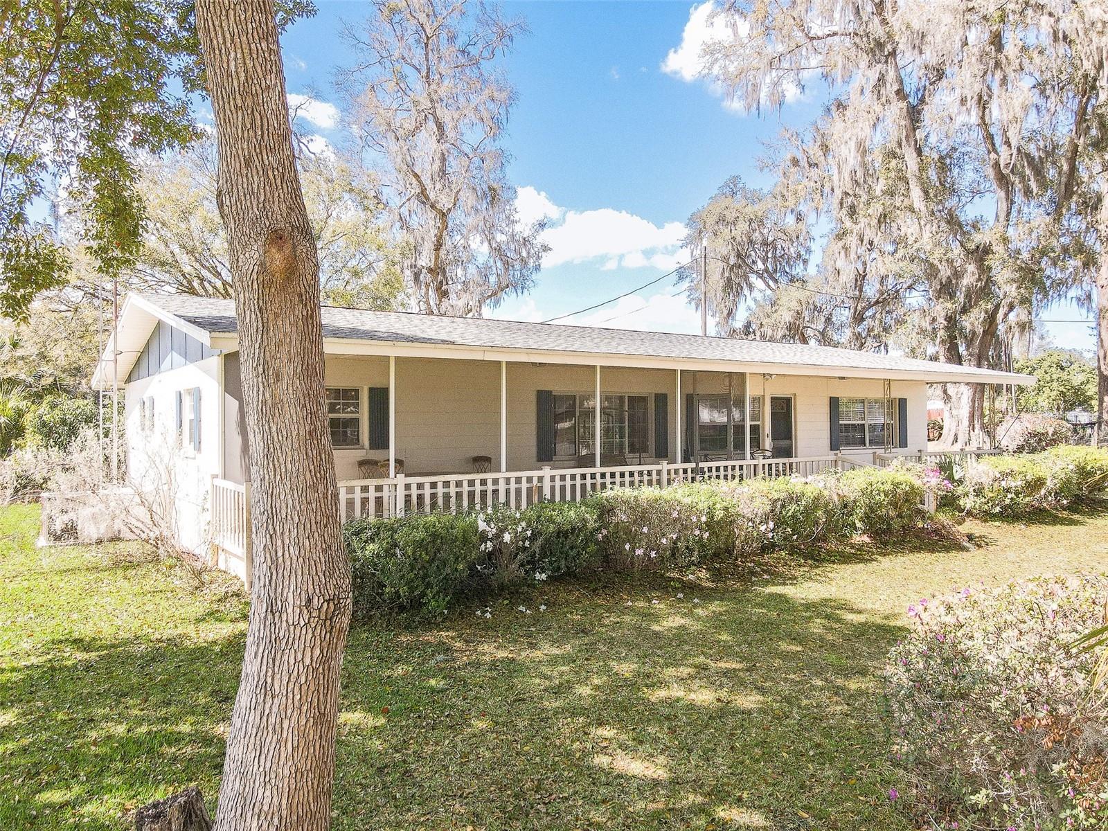 HAYWARD`S - Residential