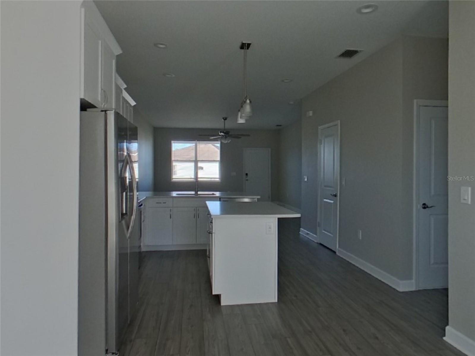 OAKFORD ESTATES - Residential Lease