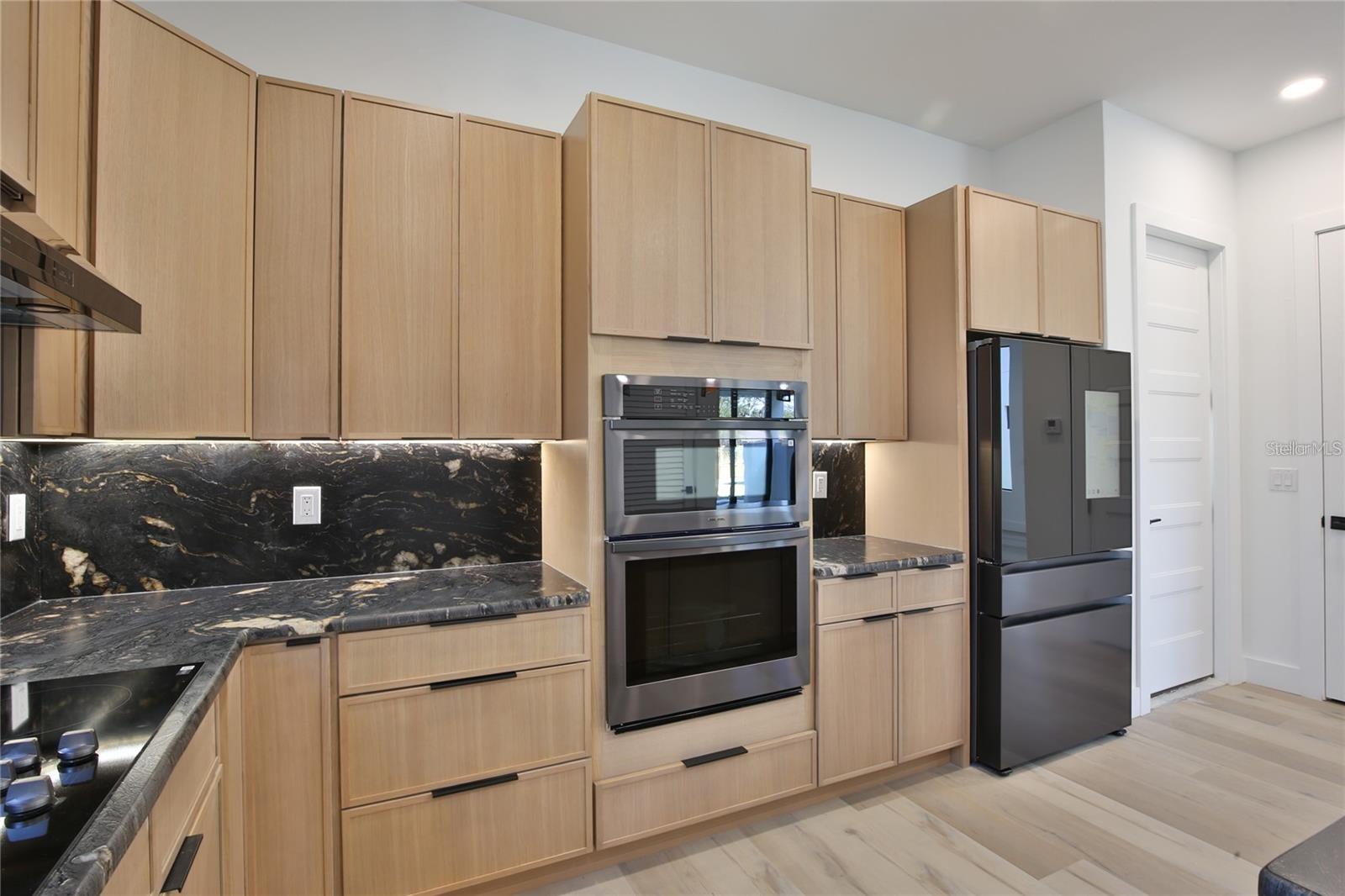RIDGEWOOD - Residential Income