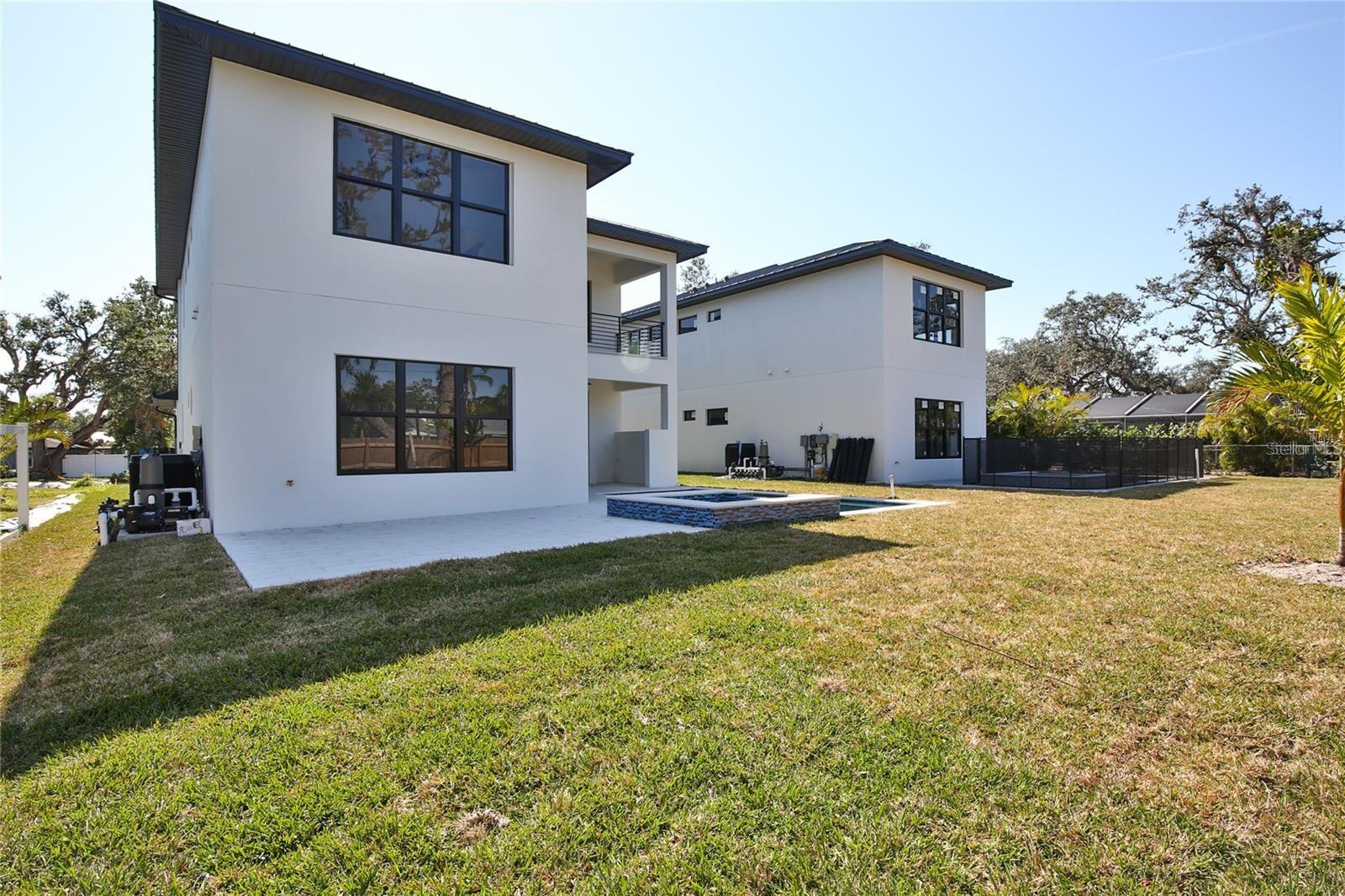 RIDGEWOOD - Residential Income