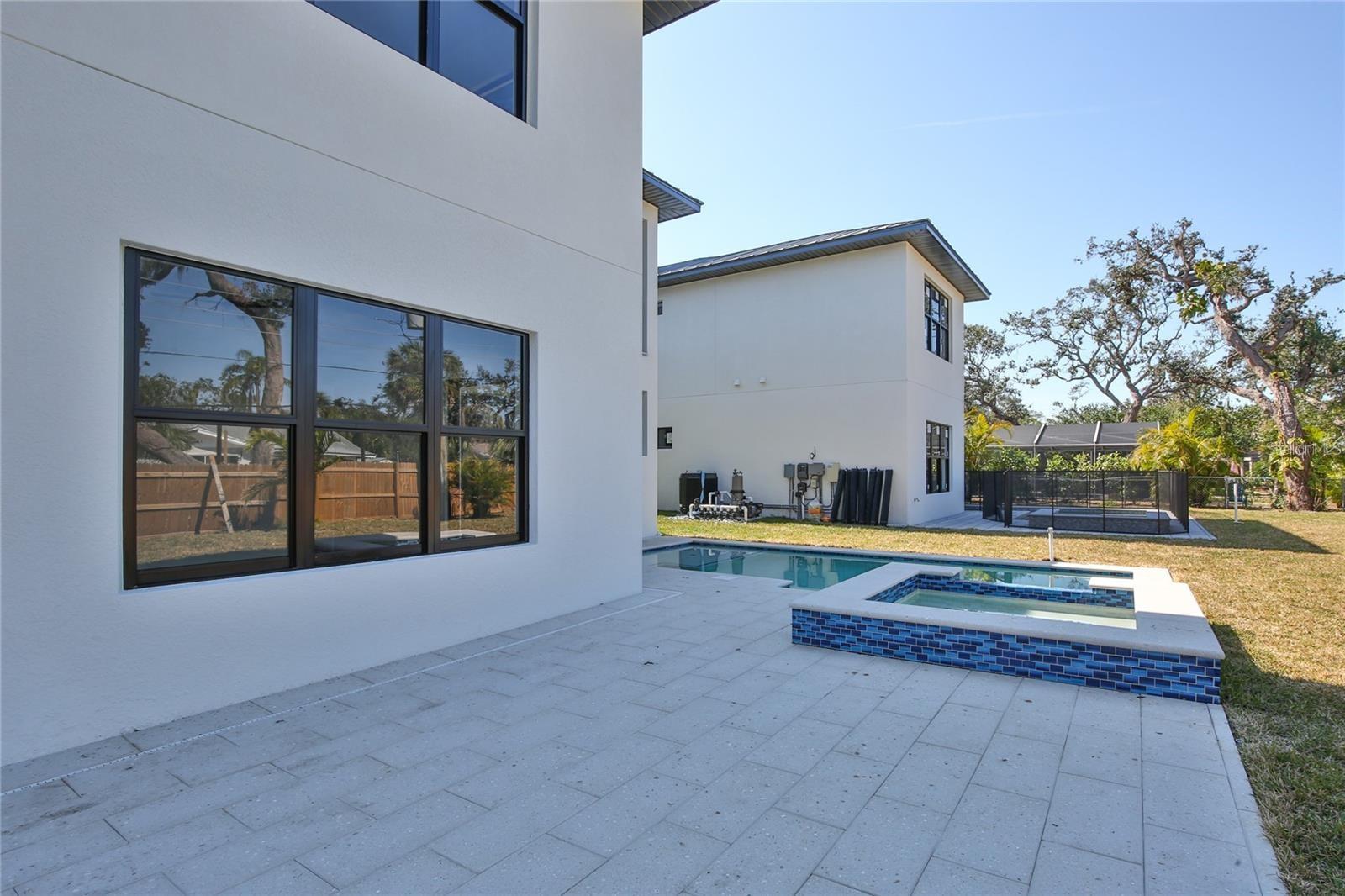 RIDGEWOOD - Residential Income