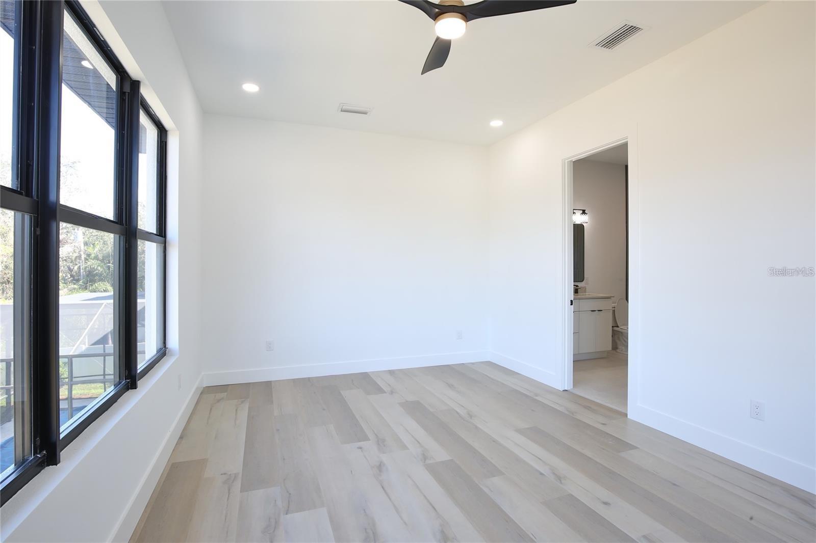 RIDGEWOOD - Residential Income