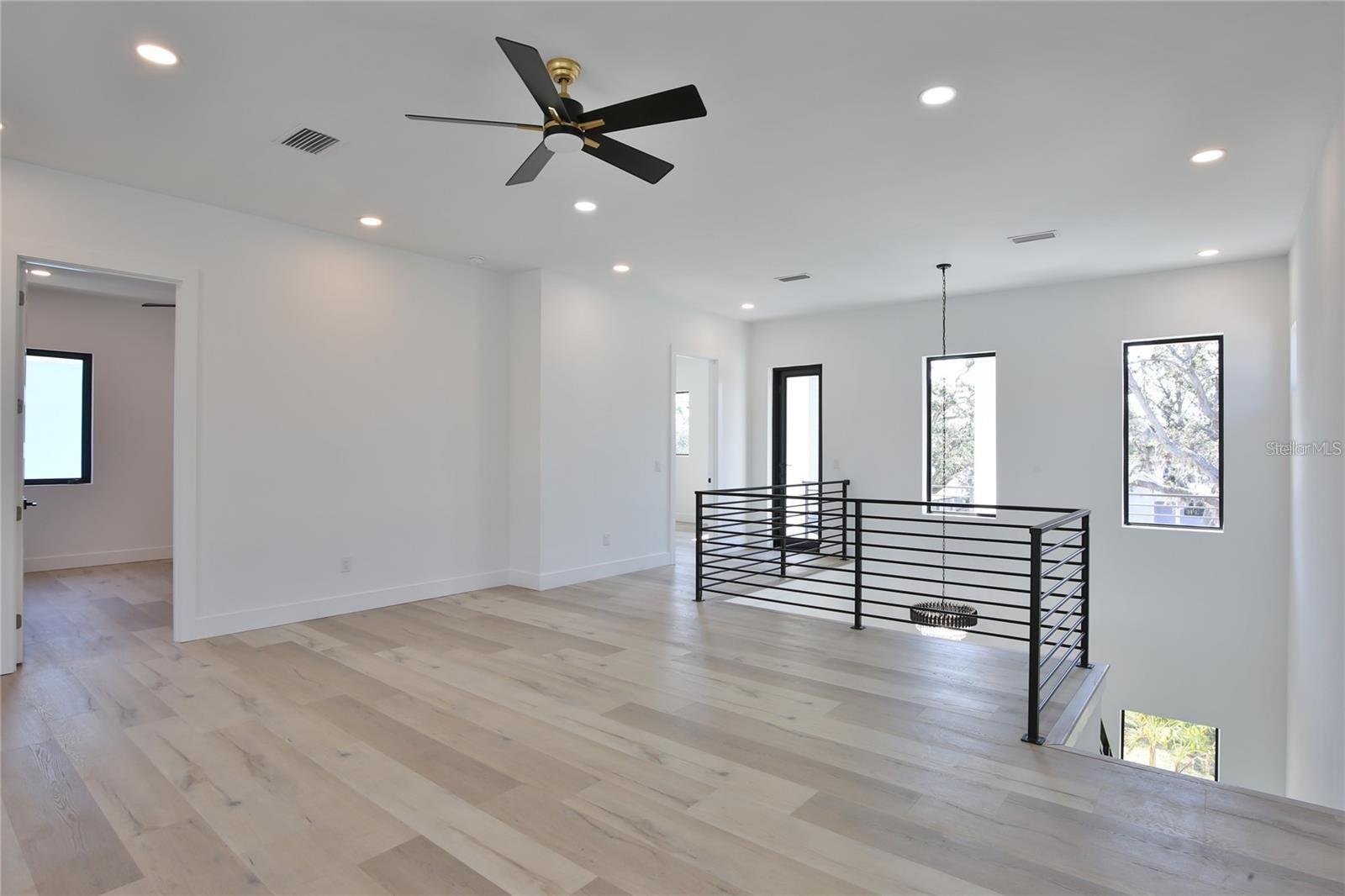 RIDGEWOOD - Residential Income