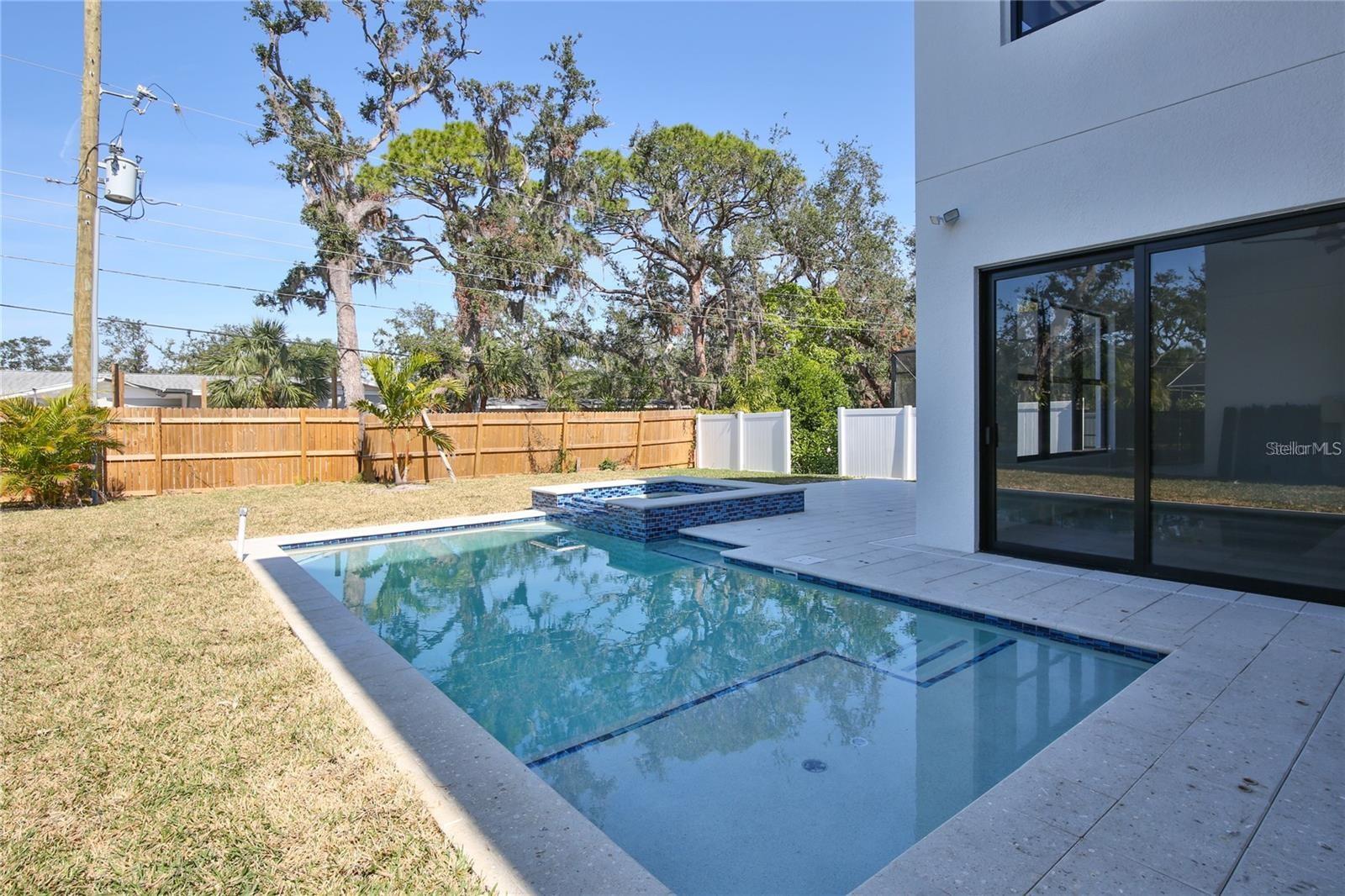 RIDGEWOOD - Residential Income