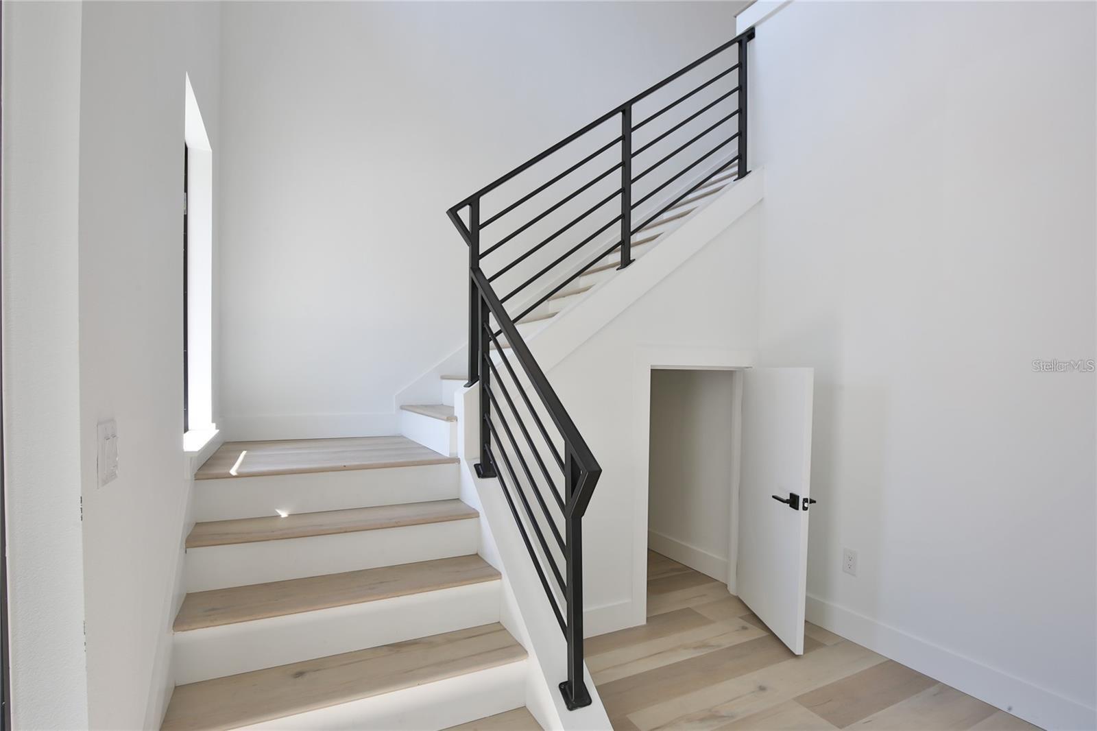 RIDGEWOOD - Residential Income