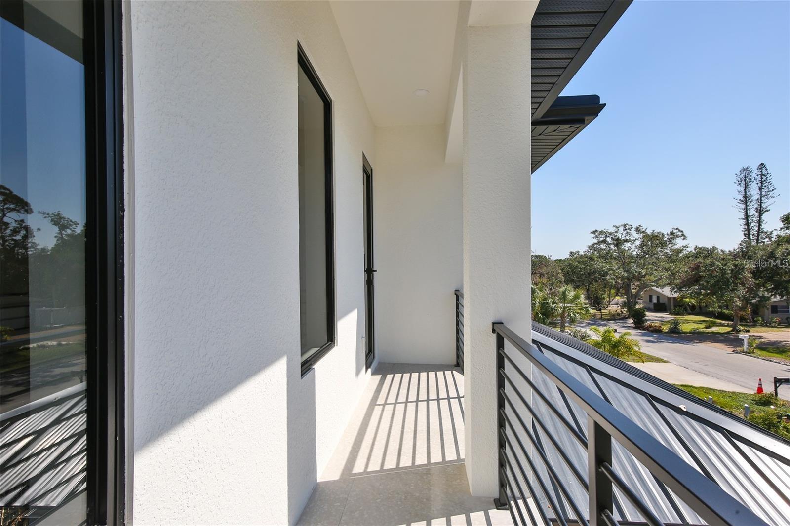 RIDGEWOOD - Residential Income