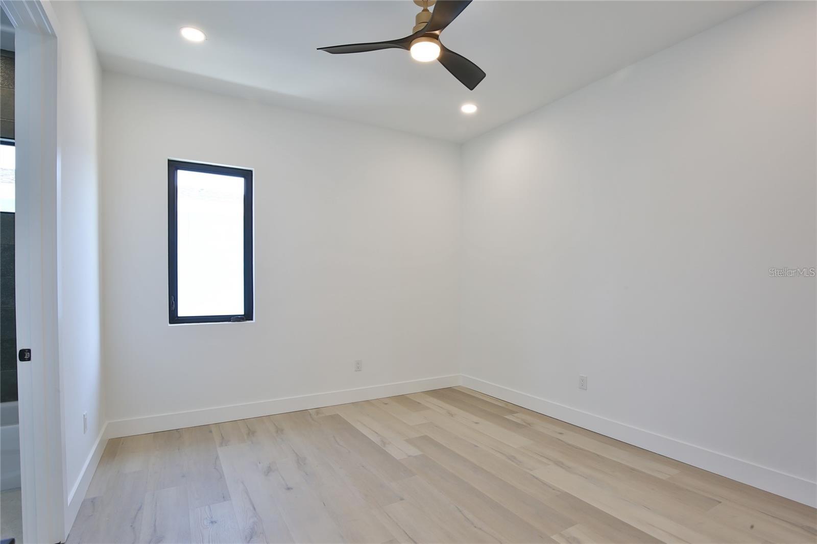 RIDGEWOOD - Residential Income