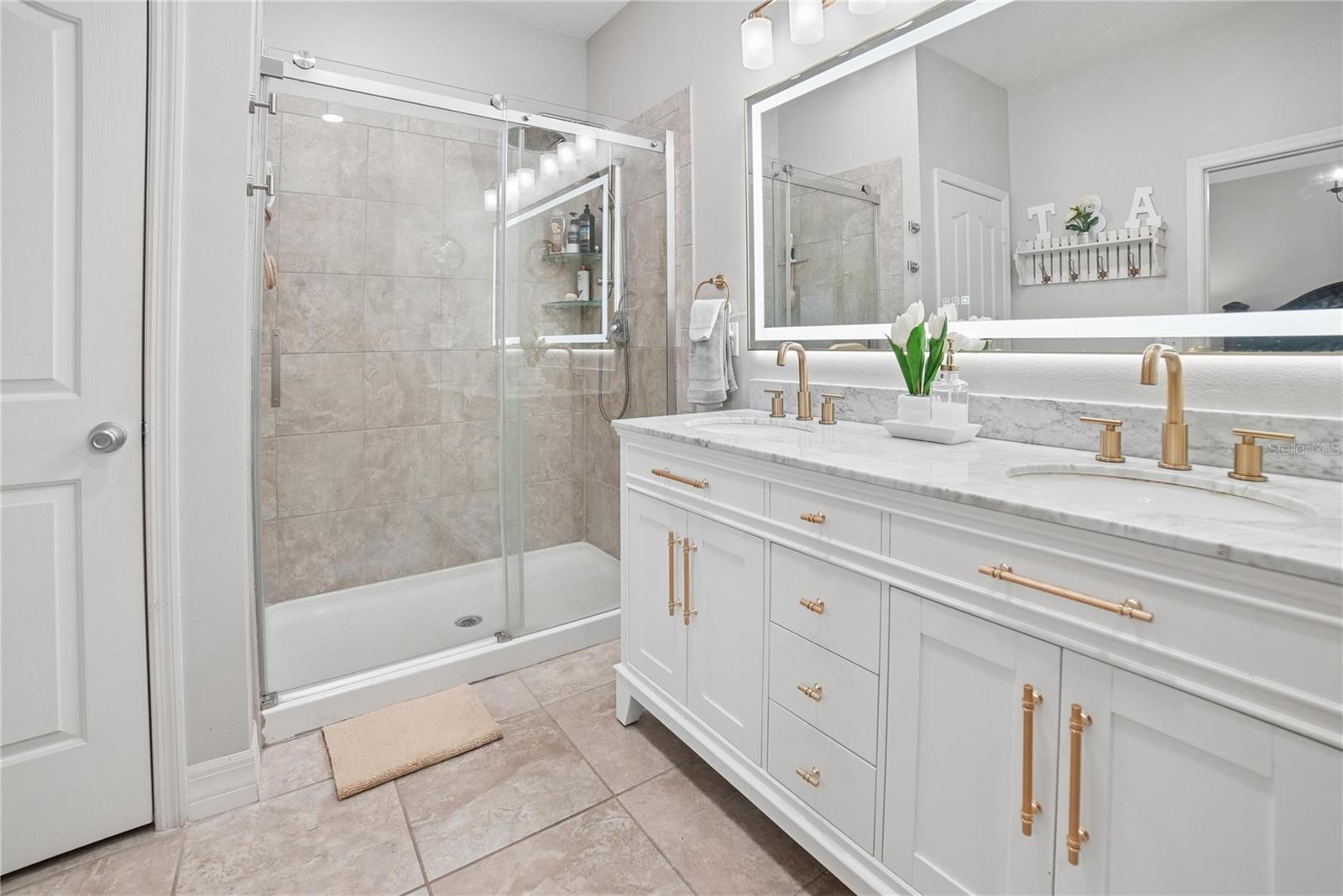 HIGHLAND GROVES PHASE III - Residential
