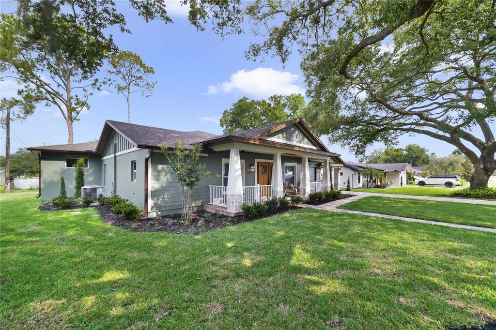 Photo of 412 N Boyd Street, Winter Garden, FL 34787 (MLS # S5154749)