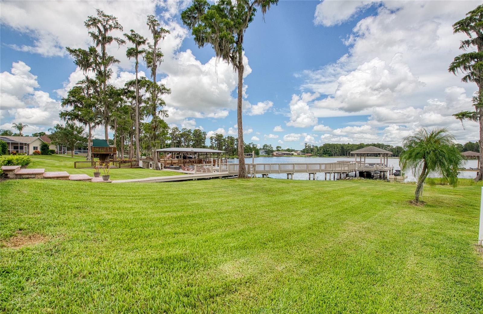 WYNDHAM LAKES PHASE 4 - Residential