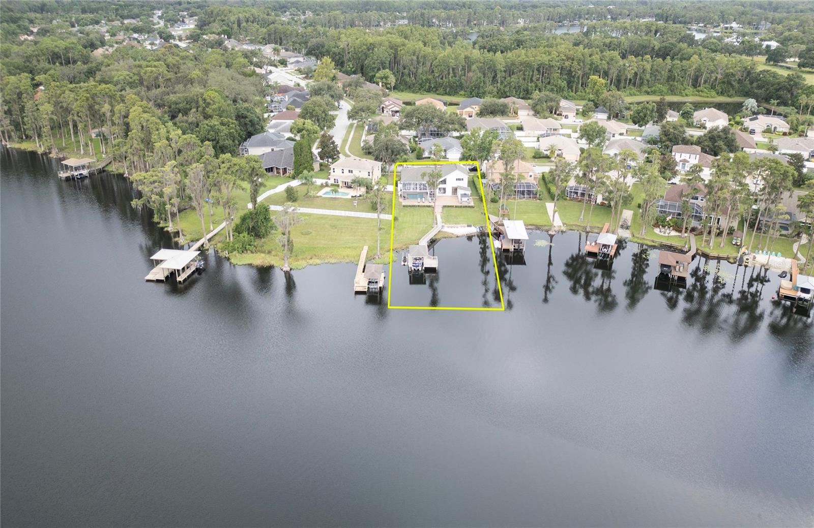 WYNDHAM LAKES PHASE 4 - Residential