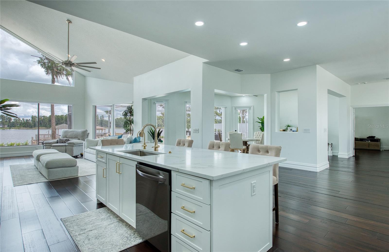 WYNDHAM LAKES PHASE 4 - Residential
