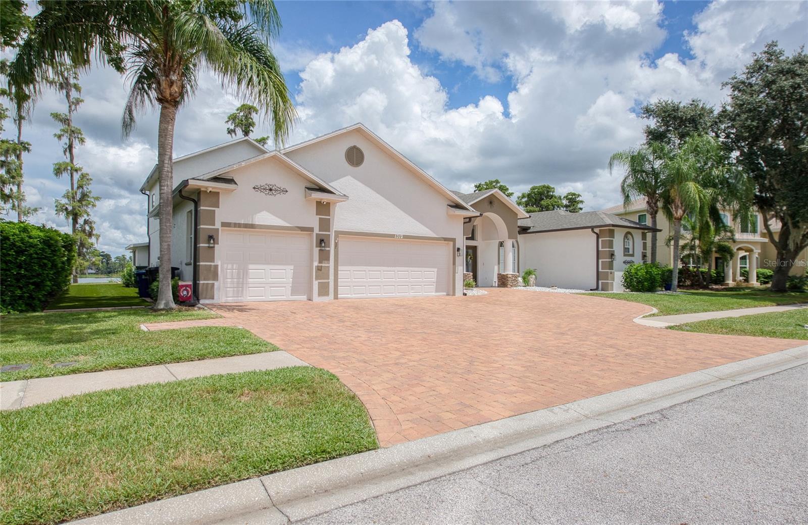 1312 WYNDHAM LAKES DRIVE