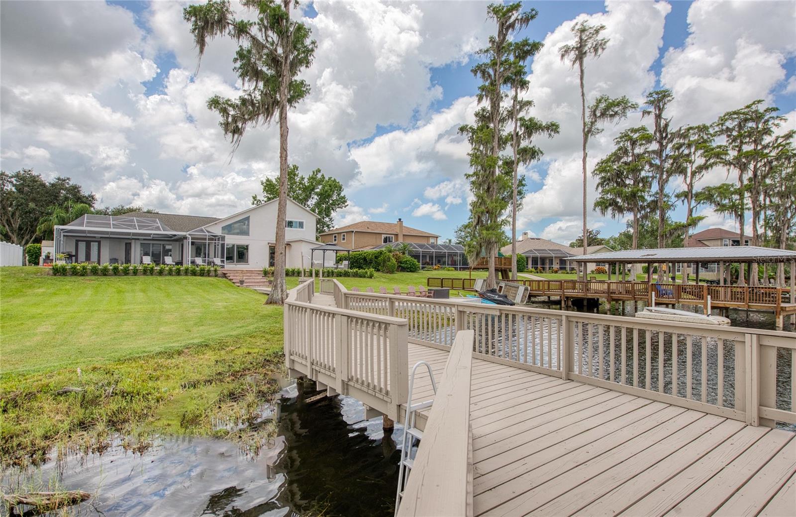 WYNDHAM LAKES PHASE 4 - Residential
