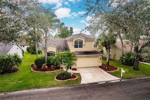 Single Family Residence in FORT MYERS FL 12700 EAGLE POINTE CIRCLE.jpg