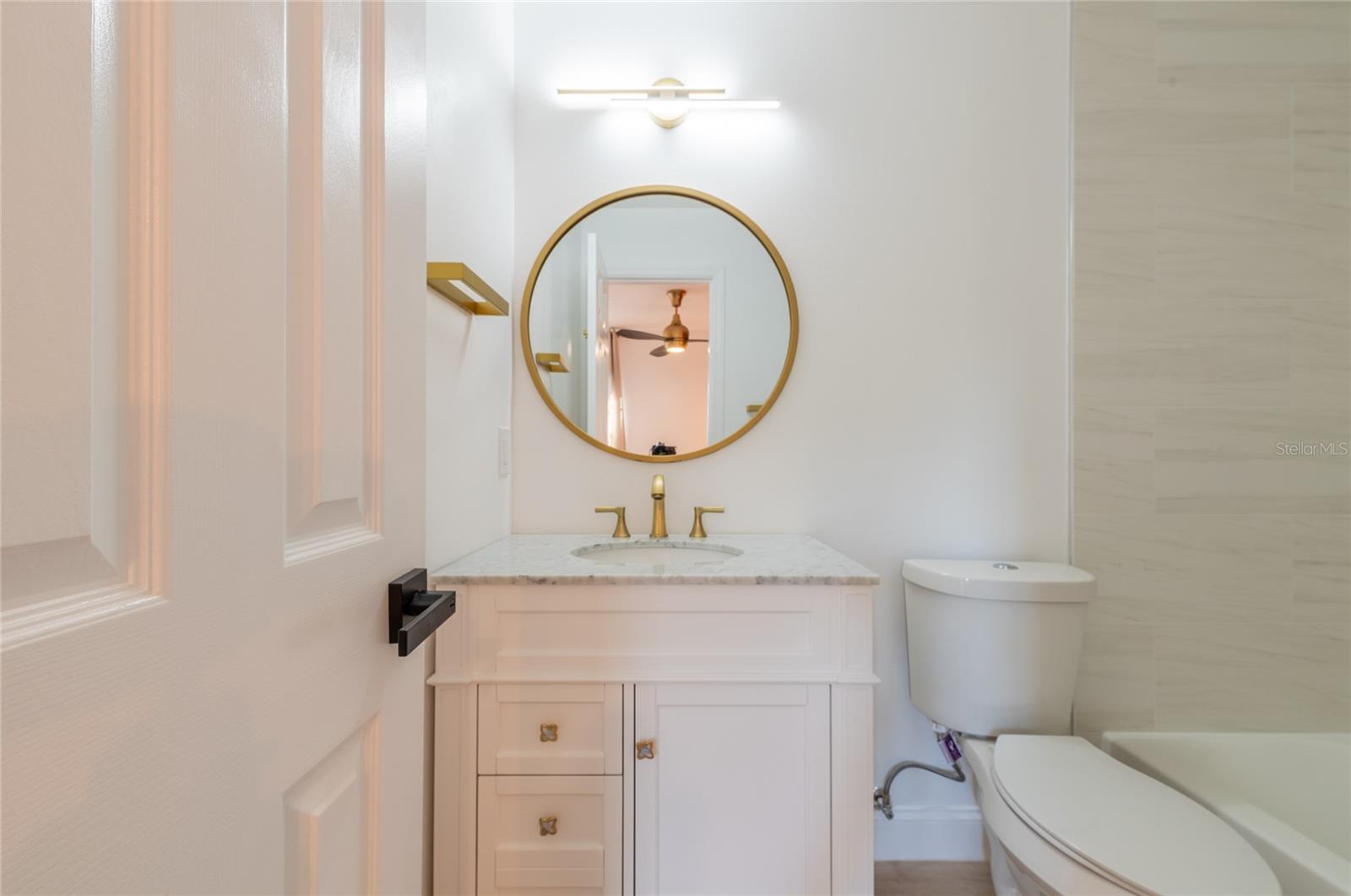 CHARLES TOWNE - Residential